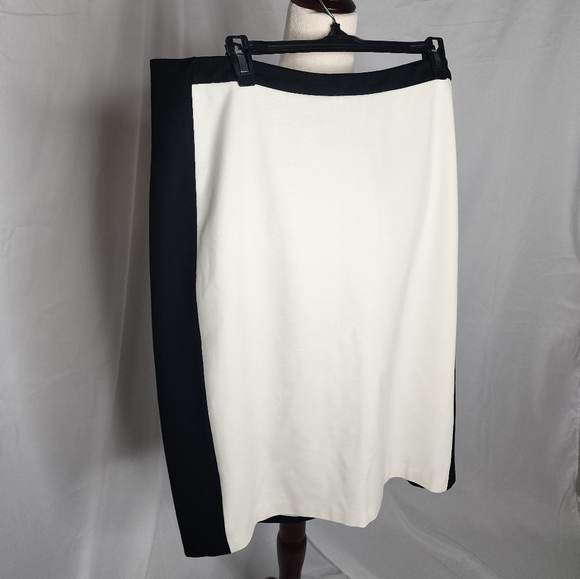 Talbots Black &  Ivory Cream Colorblock Pencil Skirt Size 16W - Picture 2 of 6